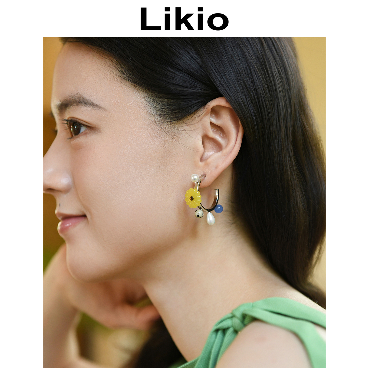 Coconut Holiday – Gem Garland Hoop Earrings
