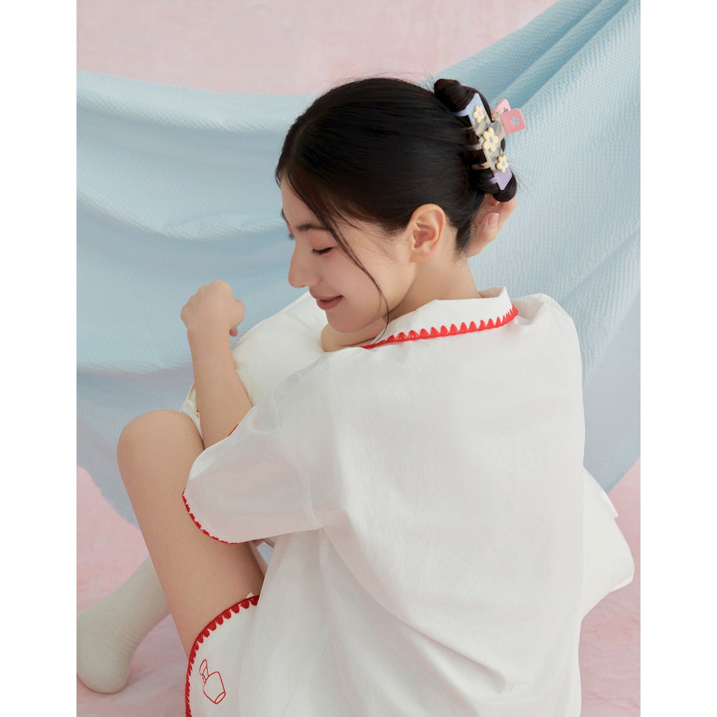 Likio x Xiaoxiao – Puzzle Game 3D Floral Color Hair Claw