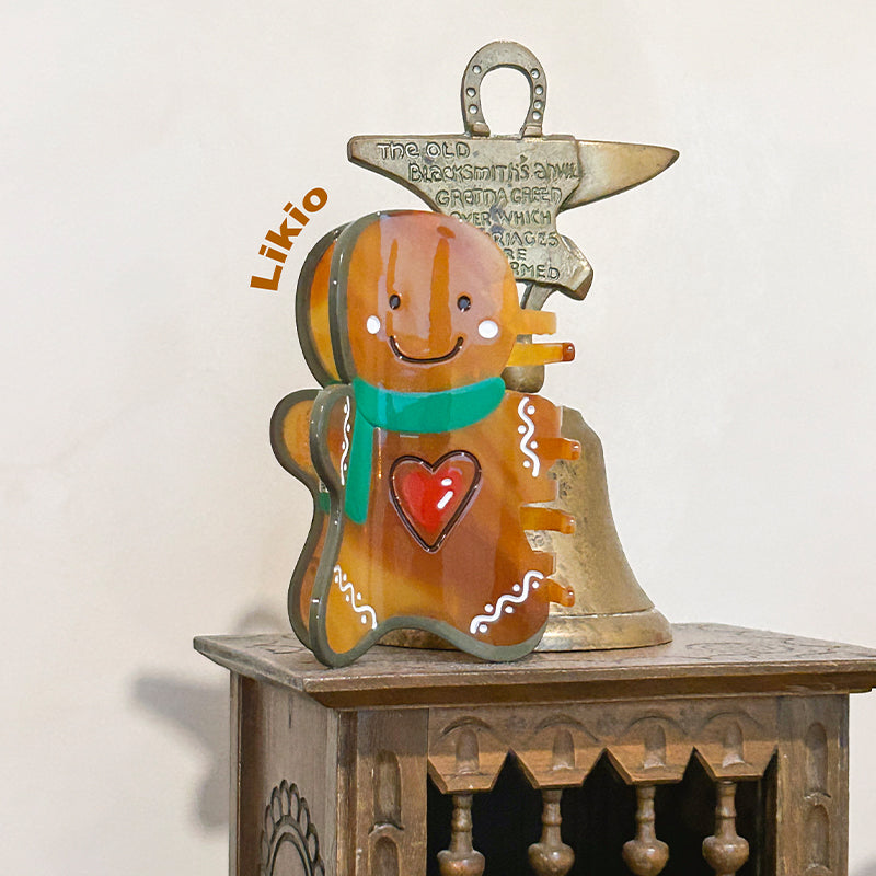 Brave Heart Gingerbread Hair Claw