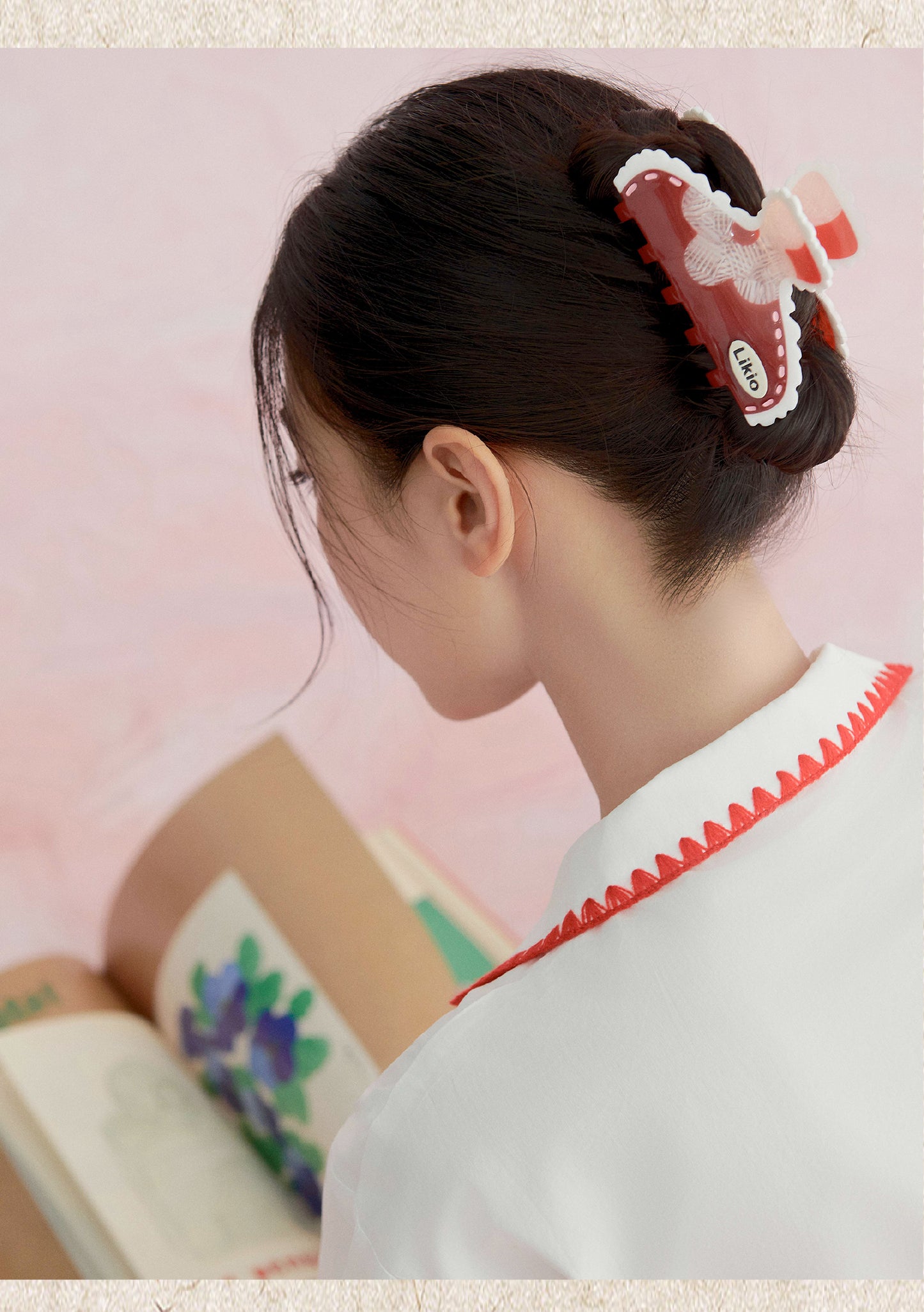 Likio x Xiaoxiao – Lace Edge Colorblock Hair Claw