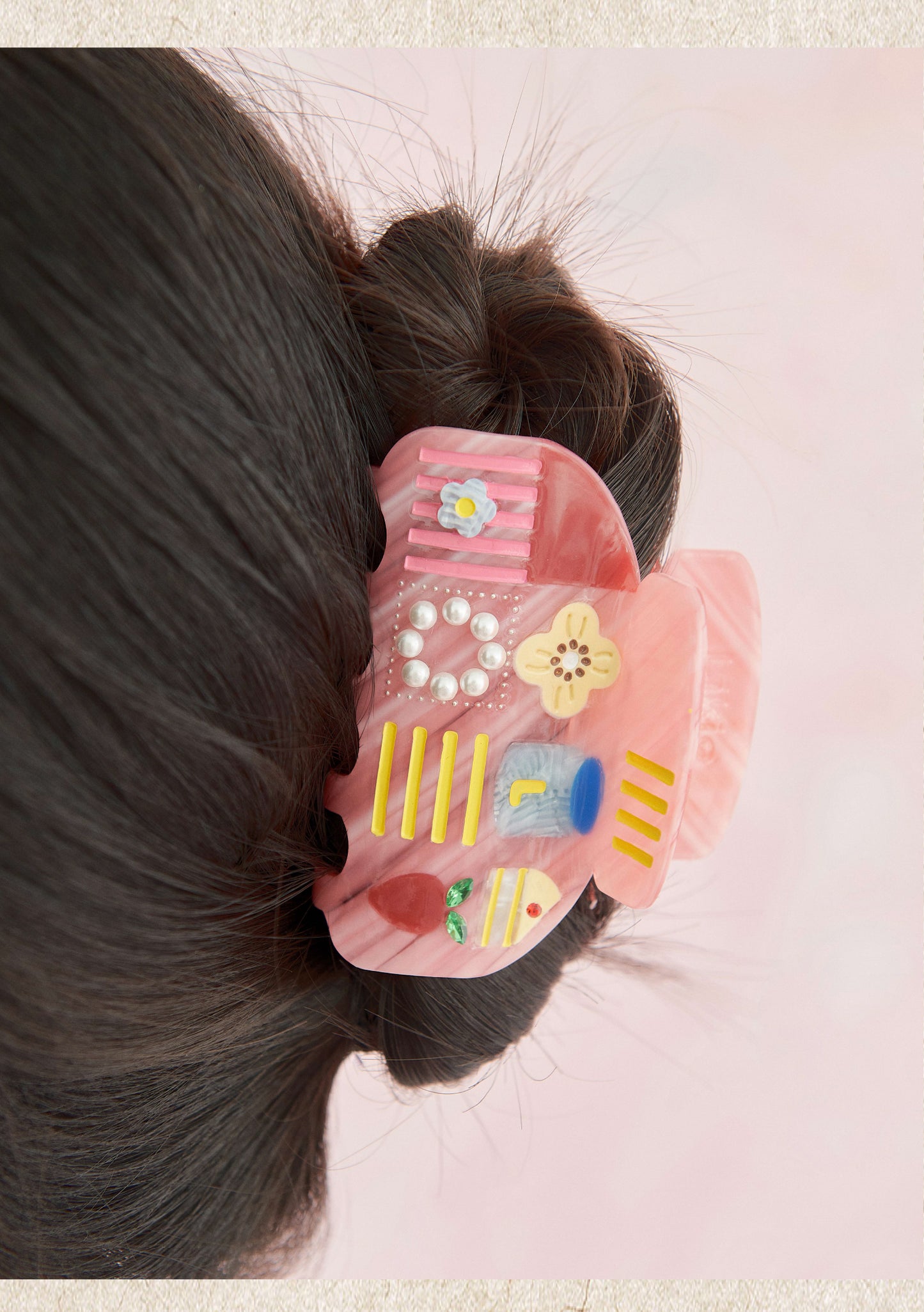 Likio x Xiaoxiao – Coloring Game Hair Claw