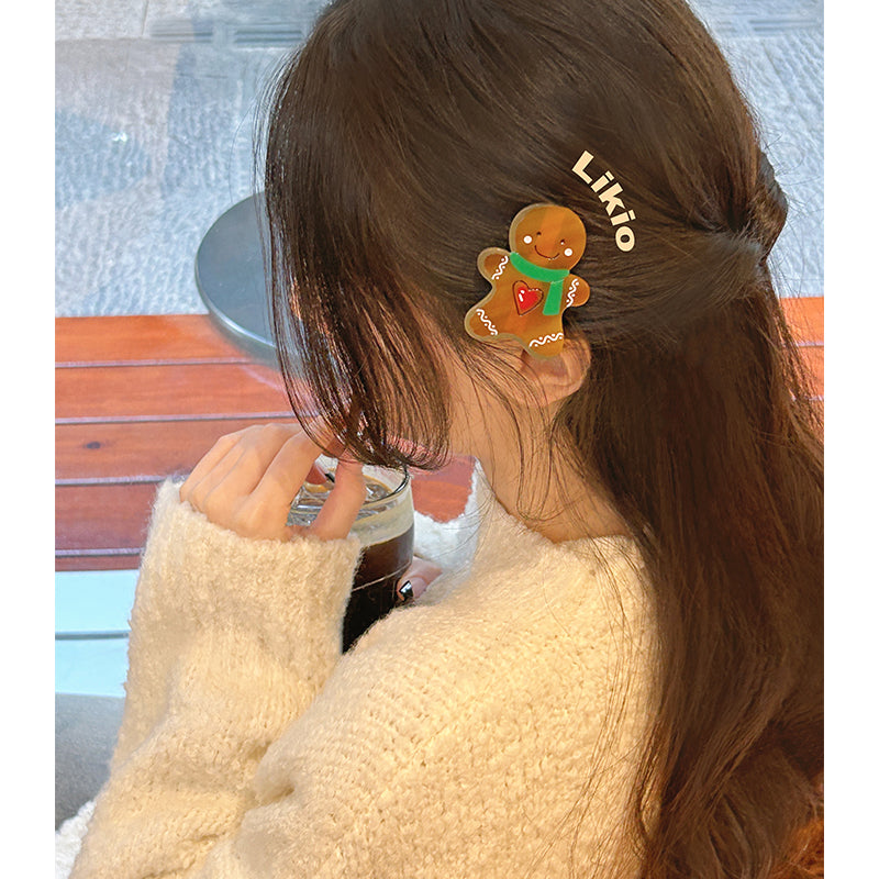 Brave Heart Gingerbread Hair Claw