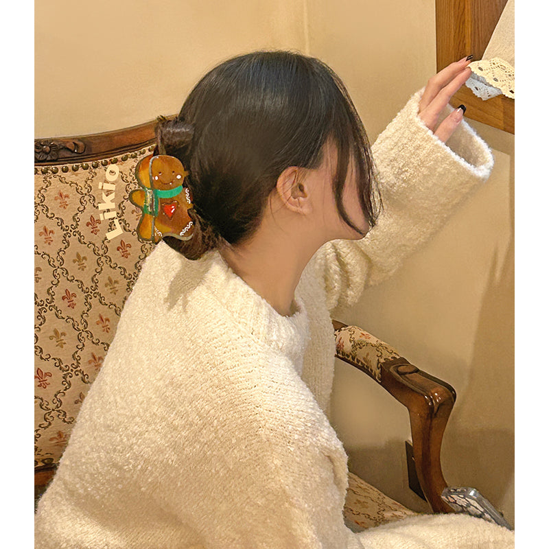 Brave Heart Gingerbread Hair Claw