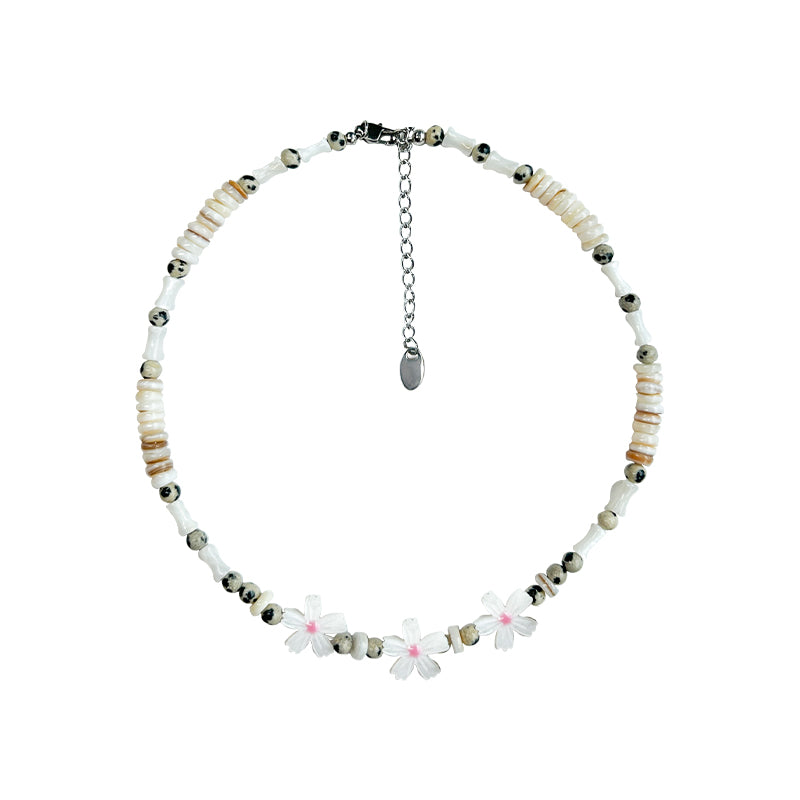 Garden gallery shell necklace