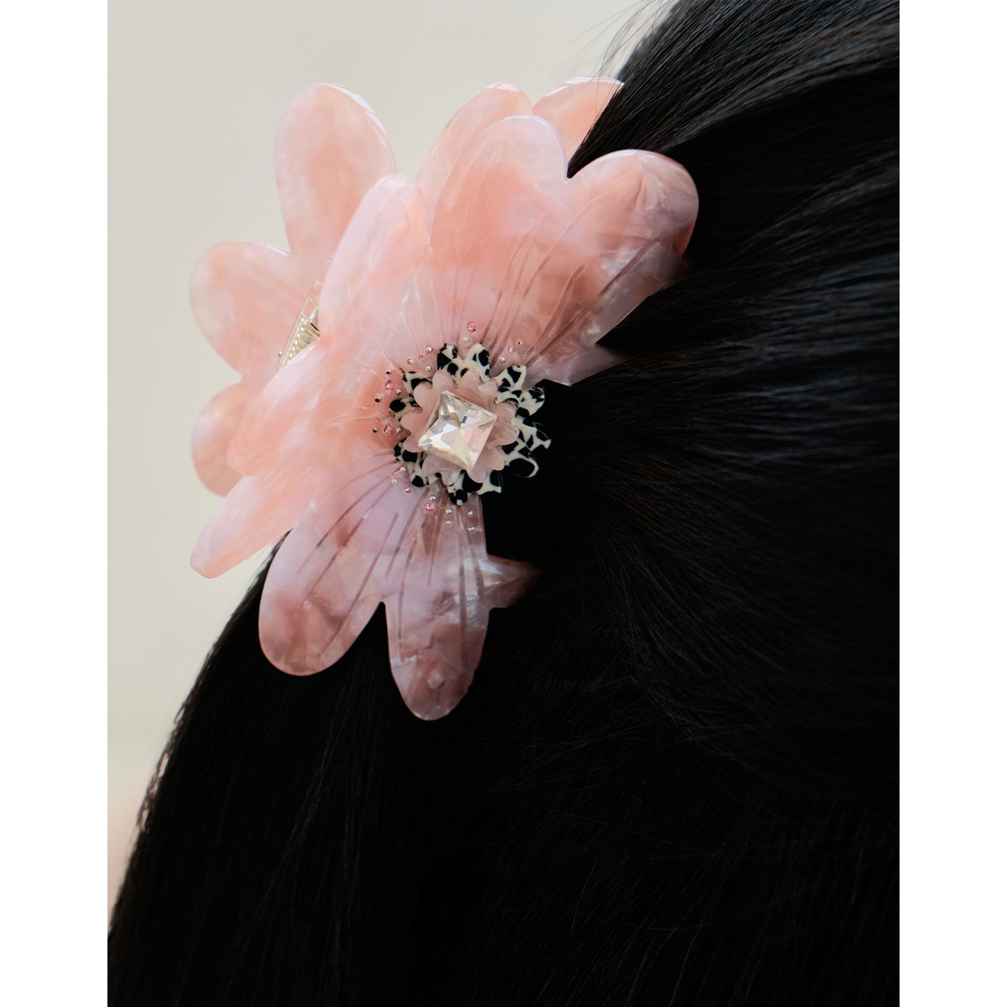 Diamond Daisy Hair Claw