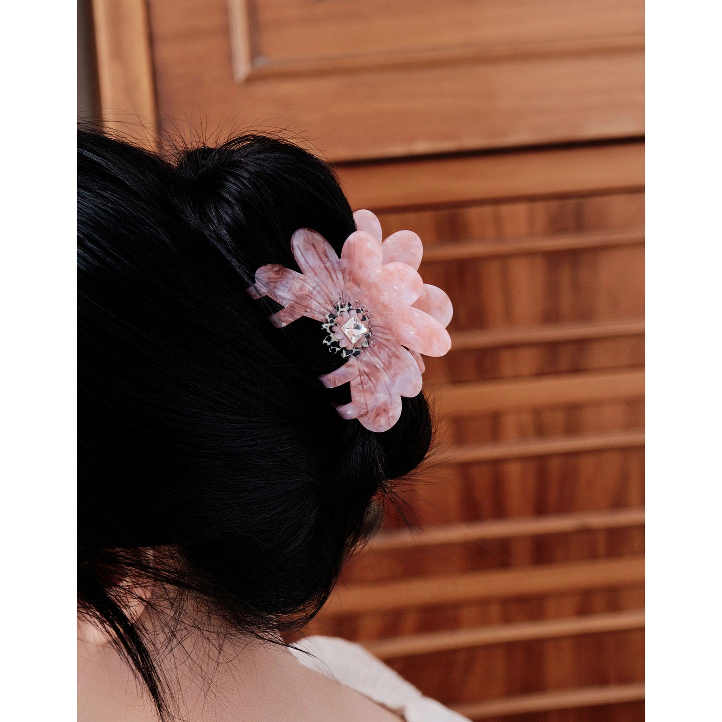 Diamond Daisy Hair Claw