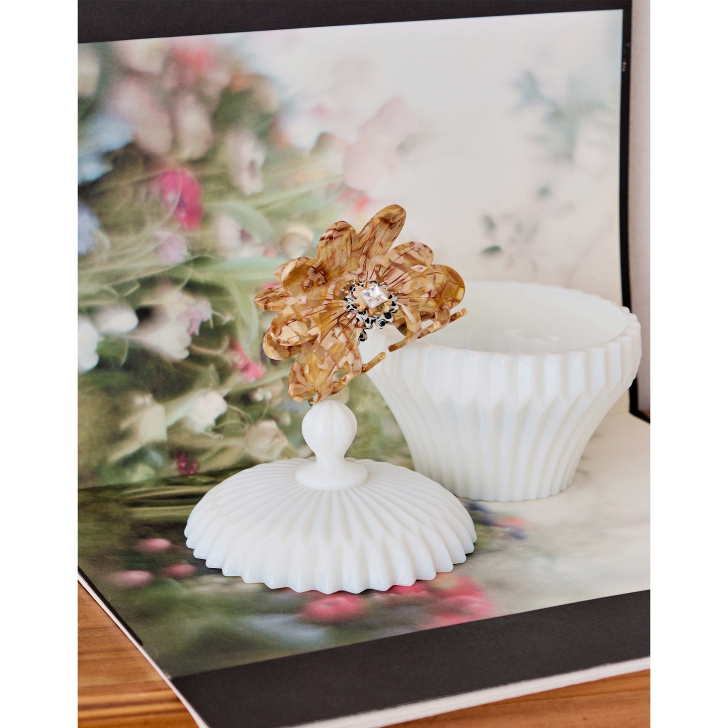 Diamond Daisy Hair Claw