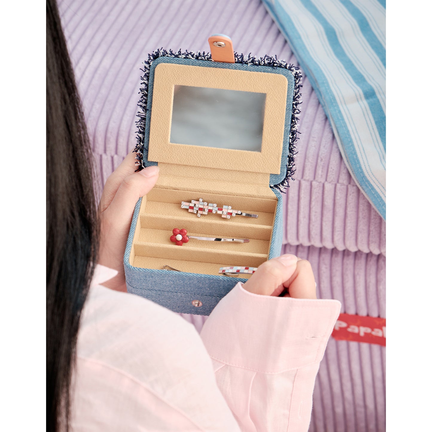 Likio Box Cake Portable Jewelry Case