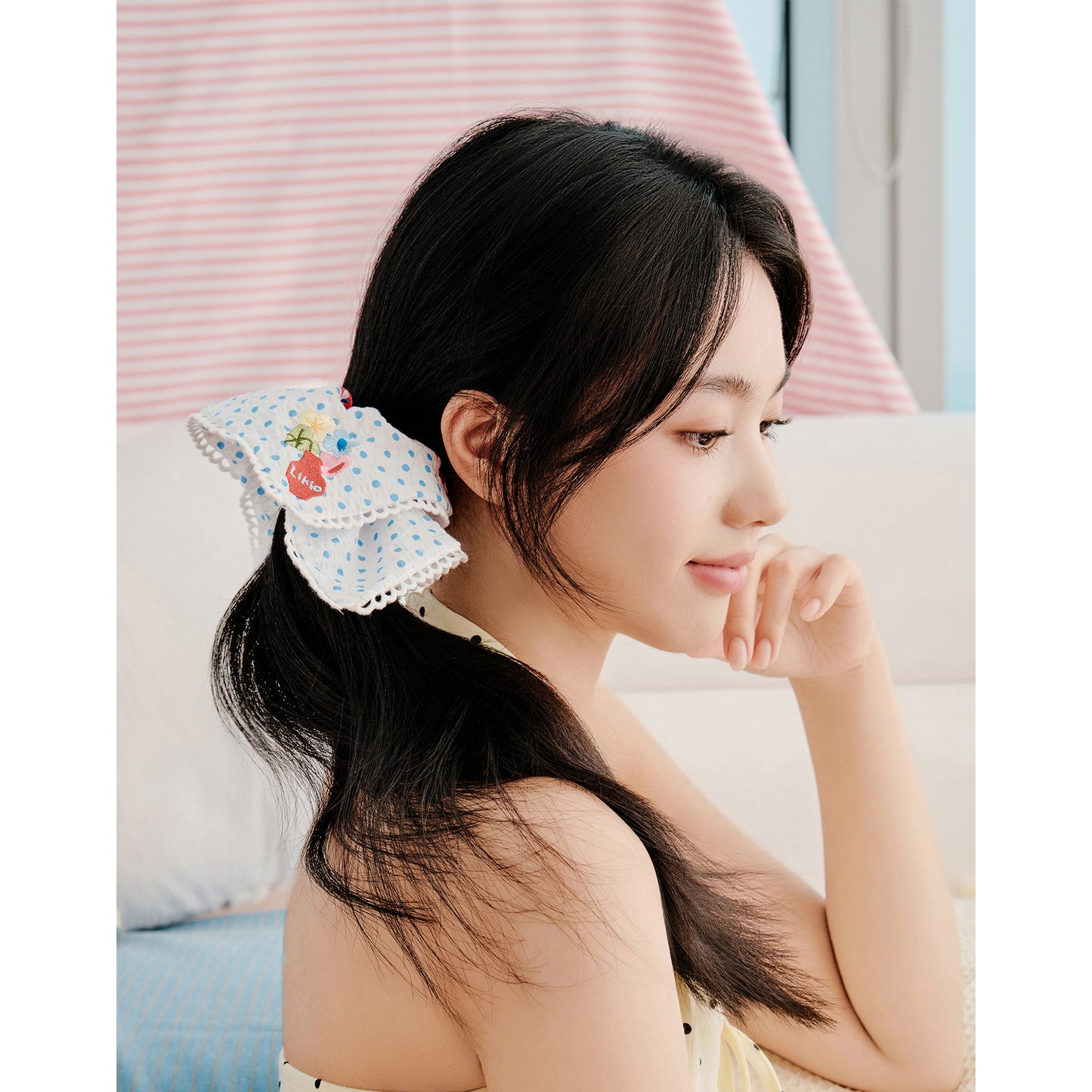 Likio × Sharkgirl Florist Collection - Embroidered Vase Offset Handkerchief Scrunchie