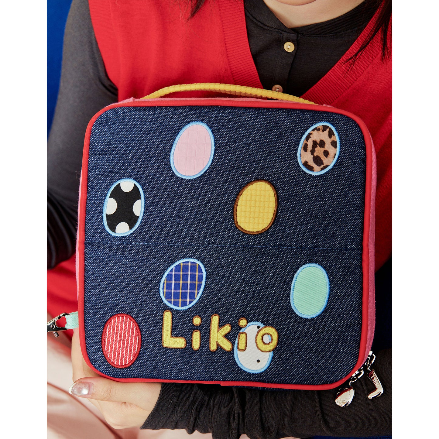 Inspiration Collage Standing Makeup Bag