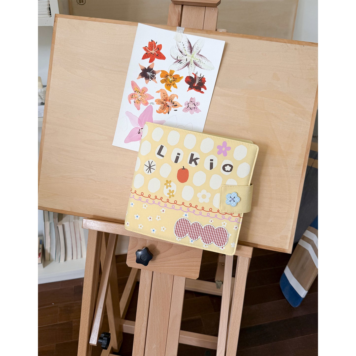 Inspiration Collage Embroidered Graffiti Accessories Box