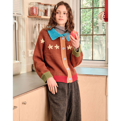 Merino Wool Snow Collar Floral Embroidered Cardigan