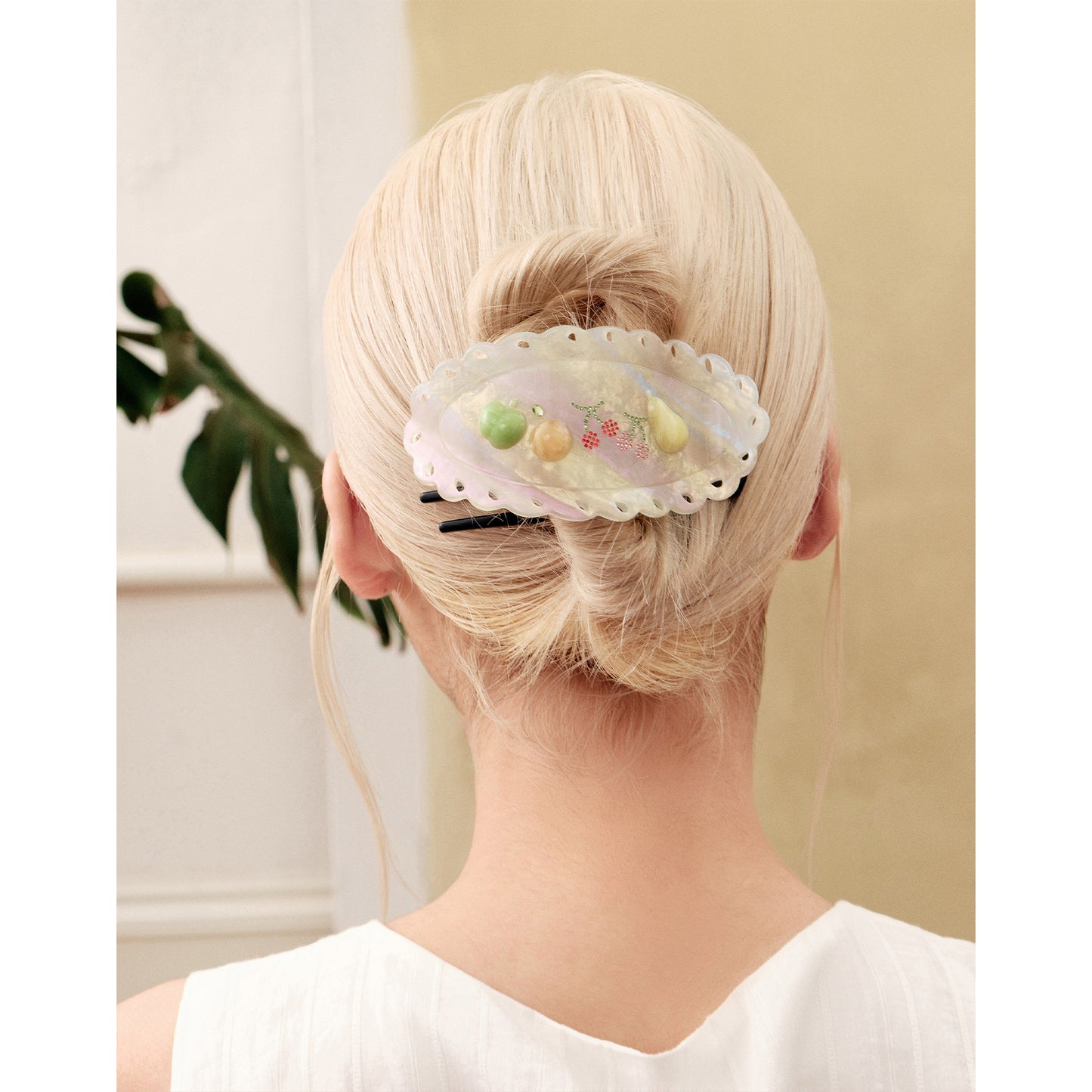 Likio Free Kitchen Collection Dinner Plate Shell Flat Hair Claw