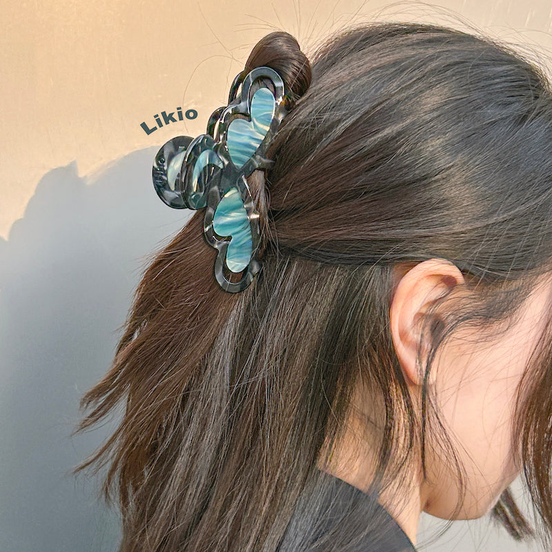 Water Moon Hair Clip