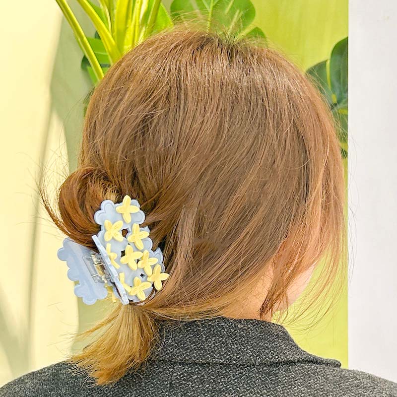 Flower Cloud Clip