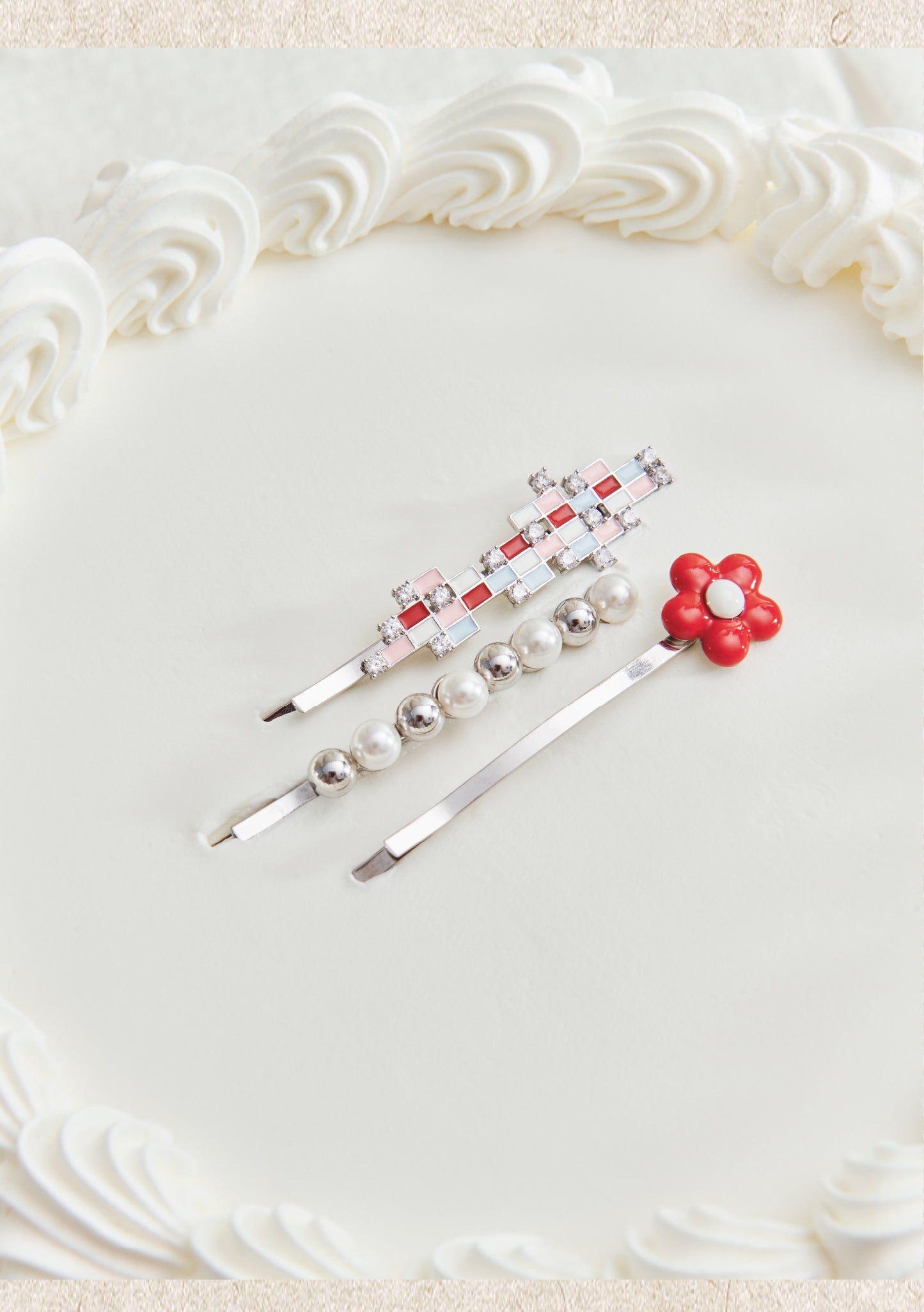 Likio x Xiaoxiao – Checkered Sugar Cube Enamel Hair Clip