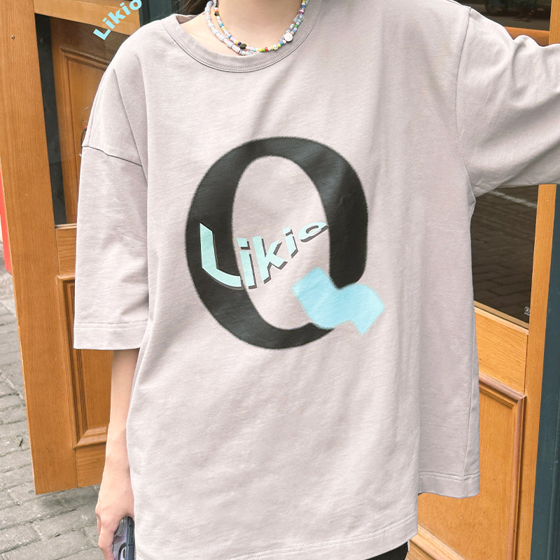 Likio colorful “Q” T-shirt