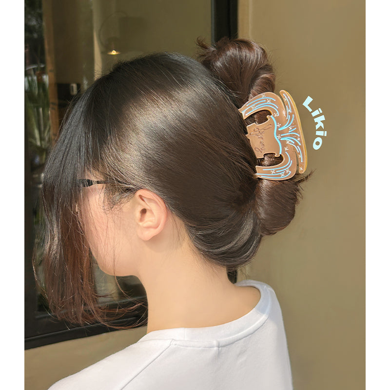 Lily Spring Water Shaped Hair Claw