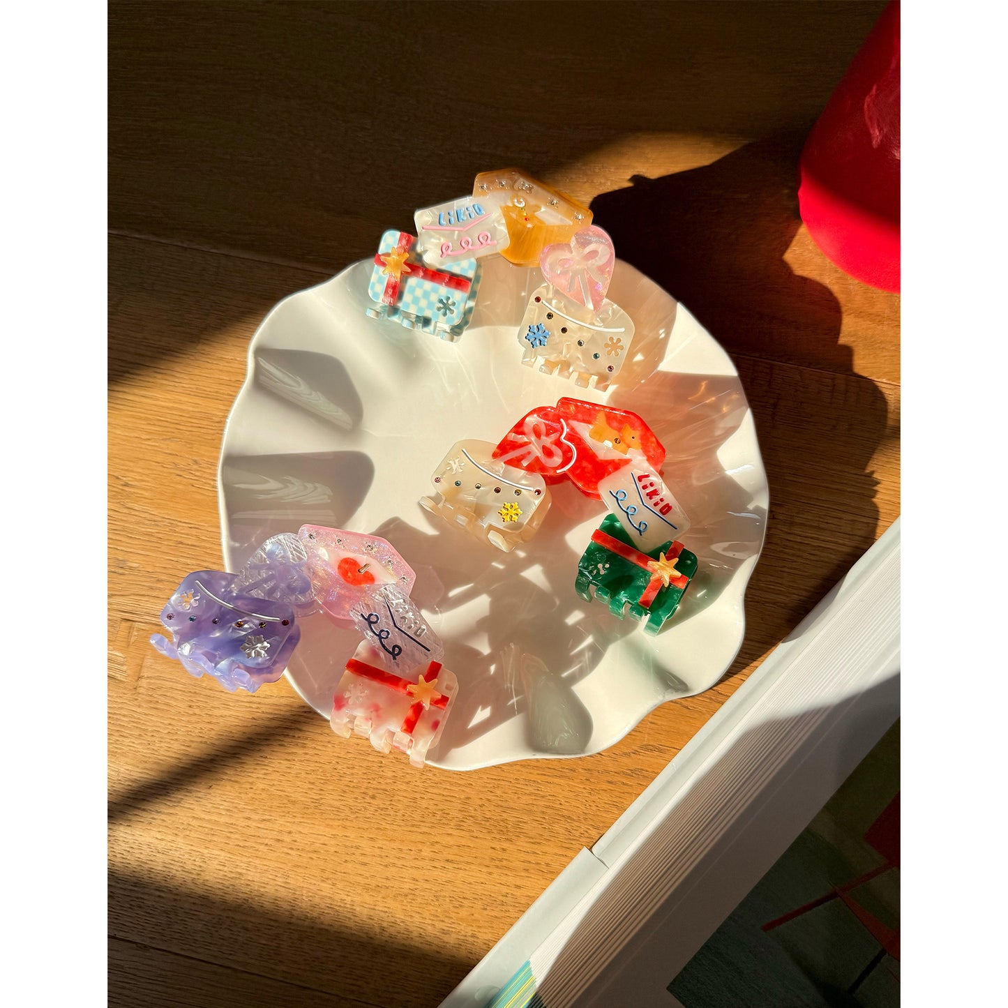 Whimsical Holiday Colorful Gift-Box Fun Hair Claw