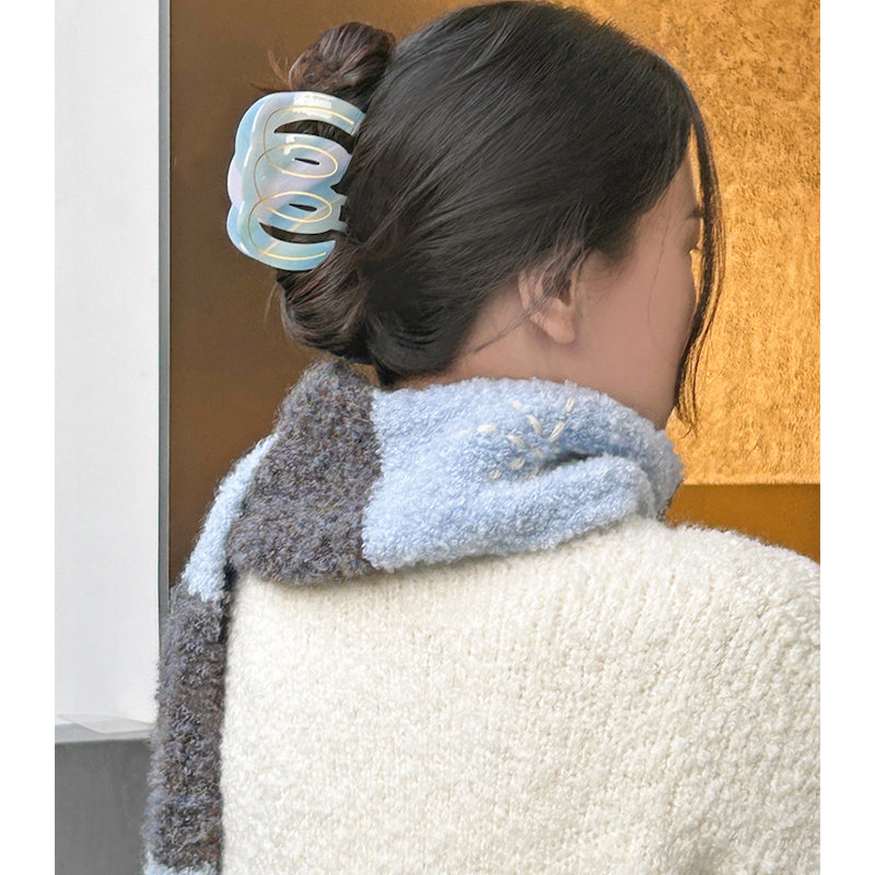 Playful Spring Hair Claw