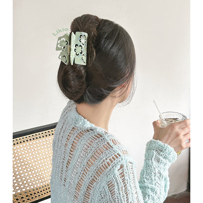 Hollow Plum Blossom Rhinestone Hair Claw