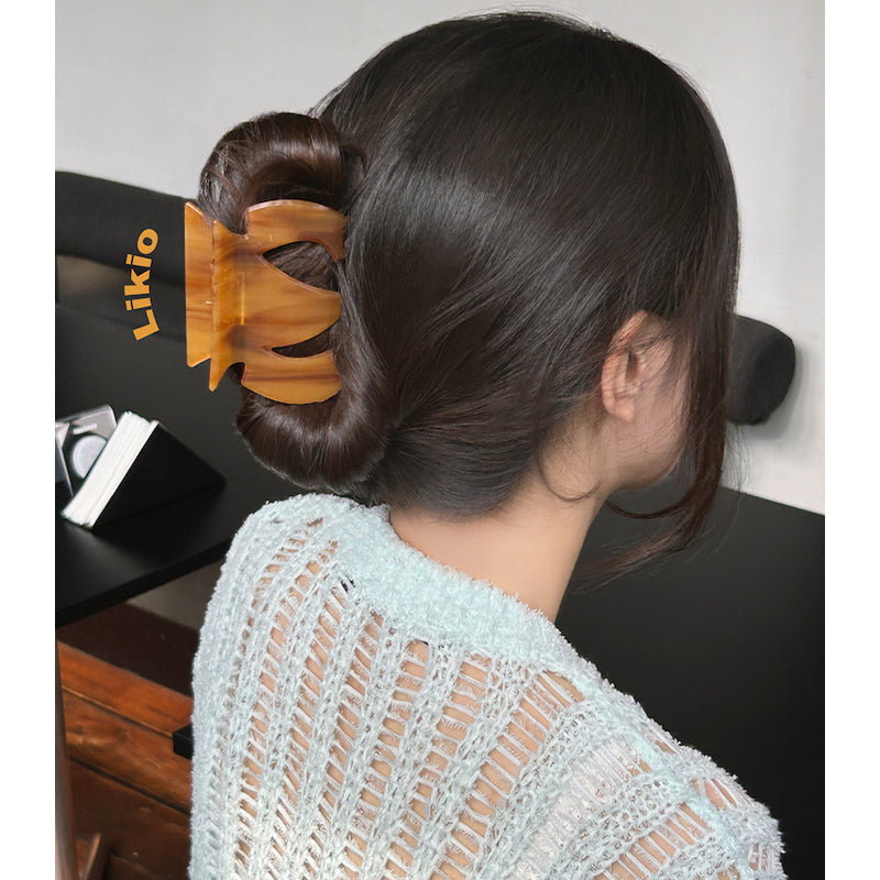 Text Flame Minimalist Hair Claw