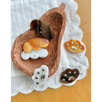 Likio × Teraoka Natsumi 2026 Collection Biscuit Puppy Hair Clip